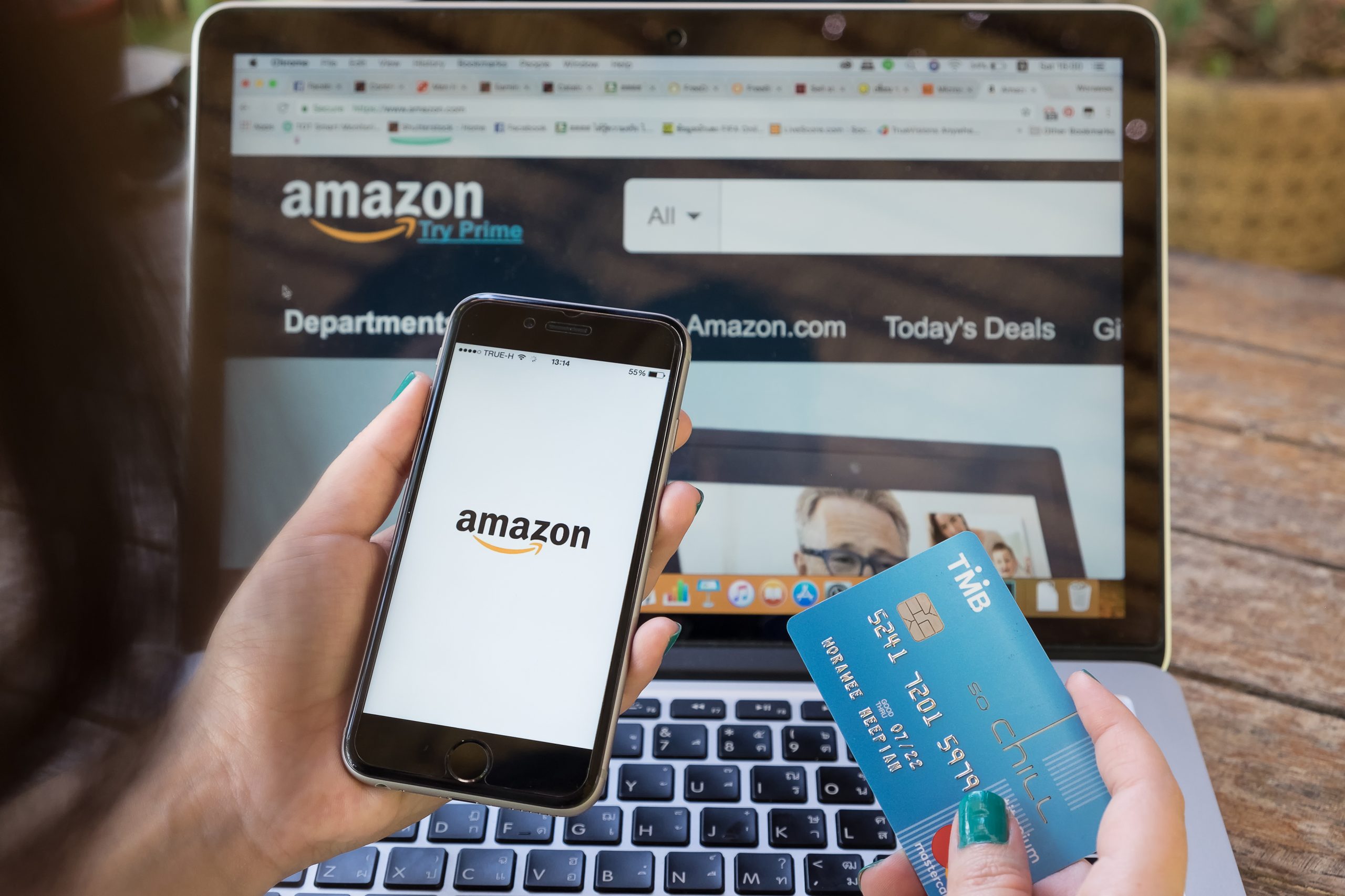 Why Amazon Sellers Can’t Afford to Overlook Competitor Reviews
